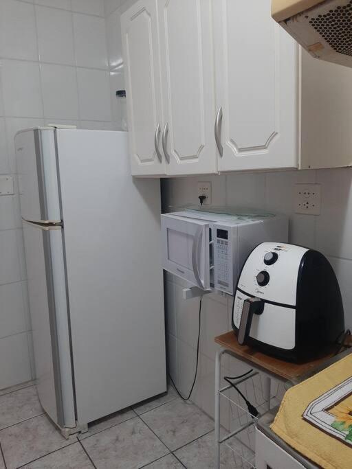 Apto Amplo, Confortavel, Bem Localizado, Asturias グァルジャー エクステリア 写真