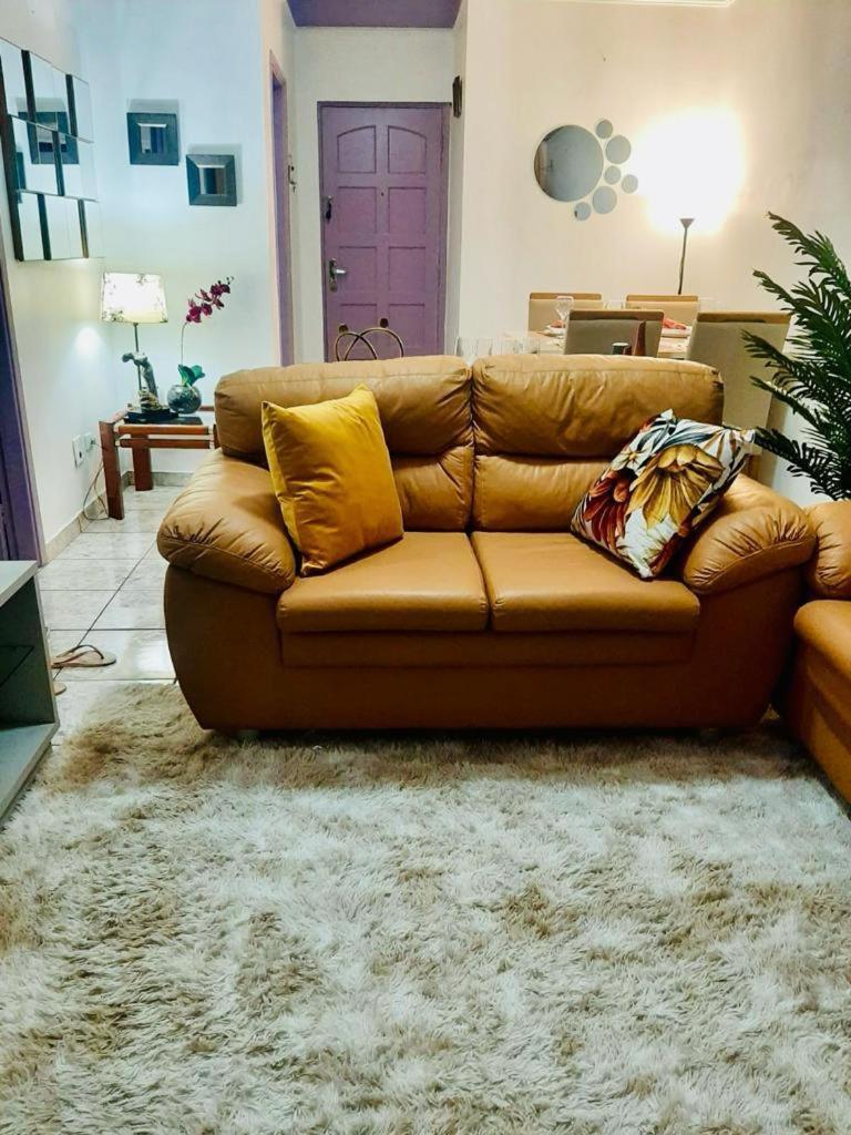 Apto Amplo, Confortavel, Bem Localizado, Asturias グァルジャー エクステリア 写真